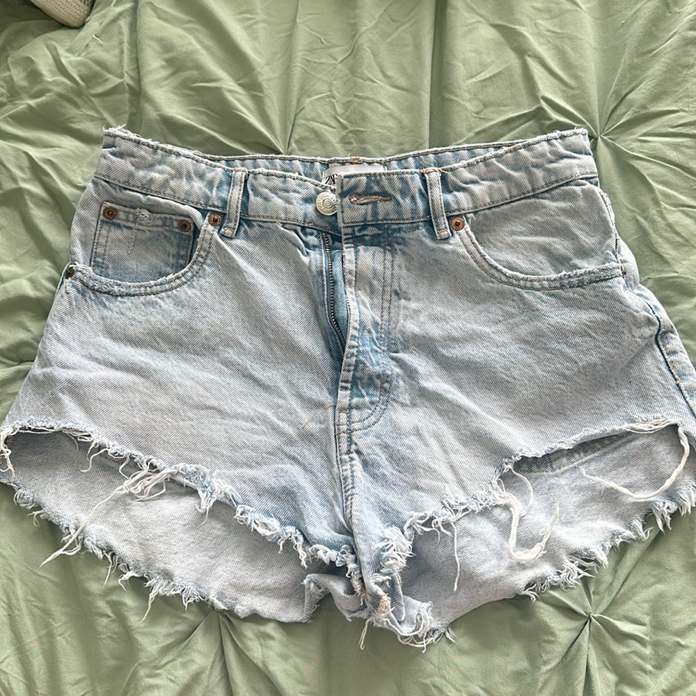 Zara Light Wash High Rise Jean Shorts